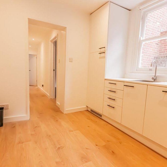 2 bedroom flat to rent - Photo 1