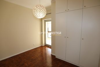 Apartamento T3 em Lisboa