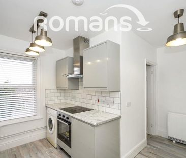 Studio to rent - Photo 4