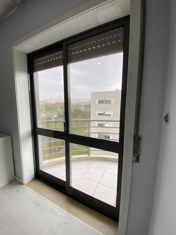 4 bedroom flat - central location (Belgian Tavern Area) - Photo 5