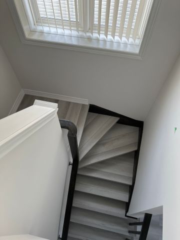 For Lease - 68 Bloom Crescent, Hamilton, Ontario - Photo 2