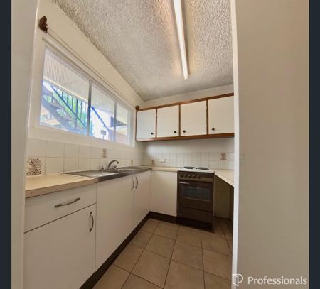 11/173-179 Mayers Street, Manoora, Qld 4870 - Photo 3