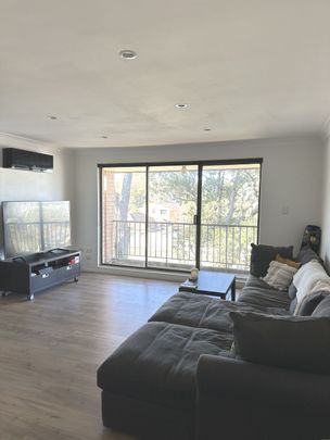 Modern Unit in prime location - Photo 1