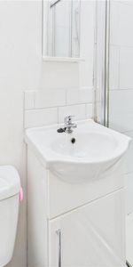 1 bedroom property to rent - Photo 4