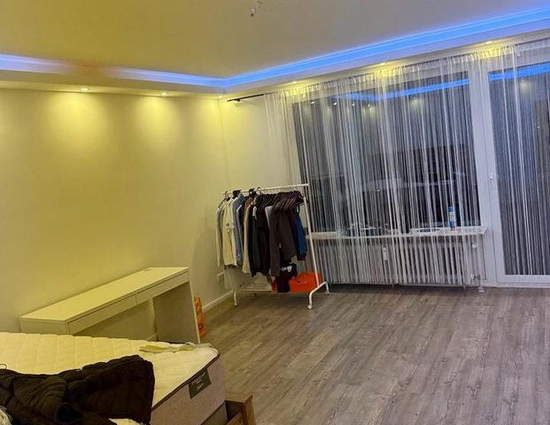 1-Zimmer von zwei Zimmer Wohnung- 54Qm ab sofort zu Ver - Berne - Photo 1