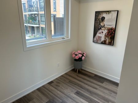 For Lease - 7 Phelps Lane Unit# 2, Richmond Hill, Ontario - Photo 2