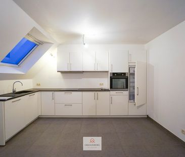 2 slaapkamerappartement met terras en 2 autostaanplaatsen - Foto 4