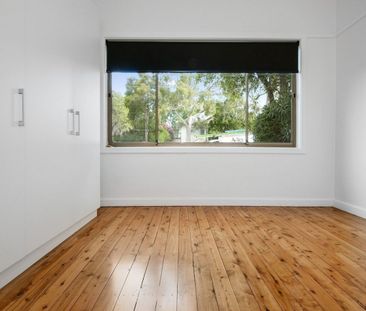 13 Bygrave Street, Ryde NSW 2112 - House For Rent | Domain - Photo 2