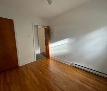 5307 Av. Bessborough - Photo 6