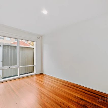 2 Bed, 1 Bath - Photo 1