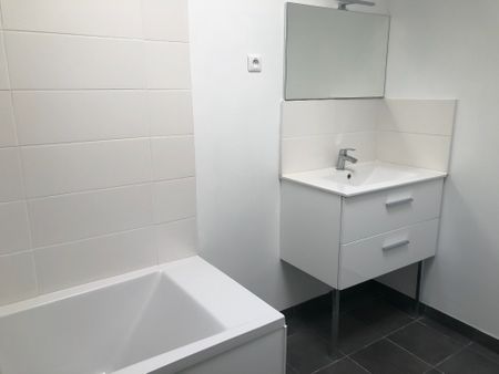 Location Appartement 4 pièces 99m² - Photo 5