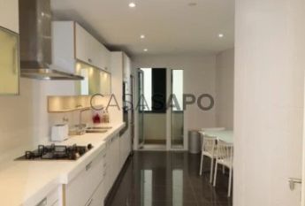 Apartamento T4 para alugar no Funchal