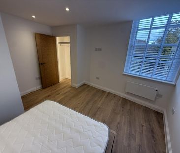 1 bedroom Flat To Let - Photo 6