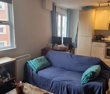 2 Bed Flat, Old Market, BS2 - Photo 1