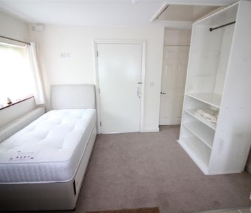 Magdala Road, Isleworth - Photo 3