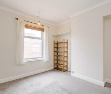 1 bedroom terraced house to rent - Photo 2