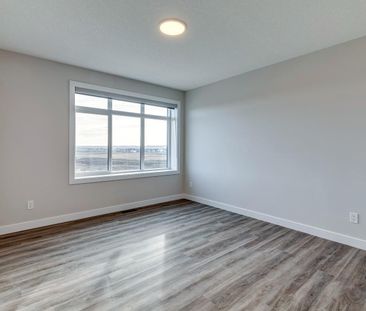 4613 Seton Dr, Calgary - Photo 5