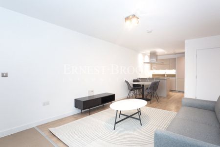 Stratosphere Tower, 55 Great Eastern Road, E15 1DS - Photo 4