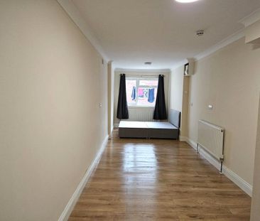 1 bedroom semi-detached house to rent - Photo 6