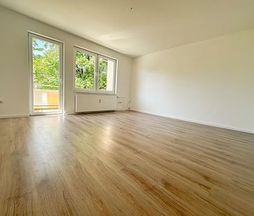 Sofort bezugsfertig - renovierte 3 Zimmer Wohnung - Foto 2