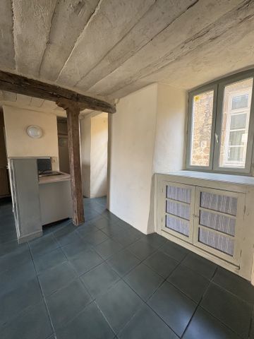 Location Maison 5 pièces 103m² VIC LE COMTE 63270 - Photo 3