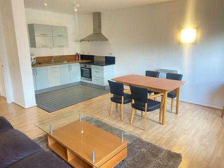 2 bedroom apartment to rent - Photo 2