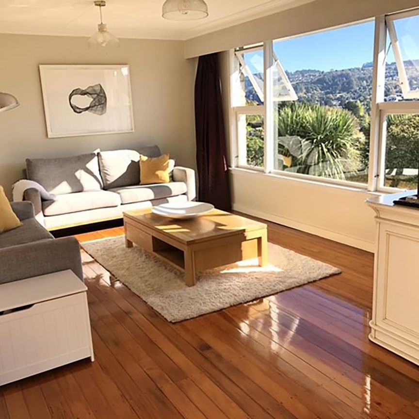 Your next family home! - Photo 1