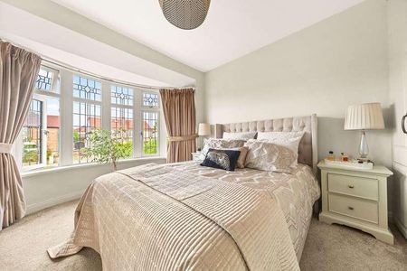 Street Lane, Leeds, LS17 - Photo 2