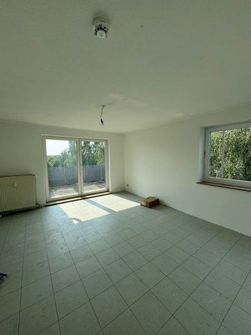 3-Zimmer-Wohnung mit Balkon (WBS § 88 d II. WoBauG - 3.Förderweg) - Photo 5