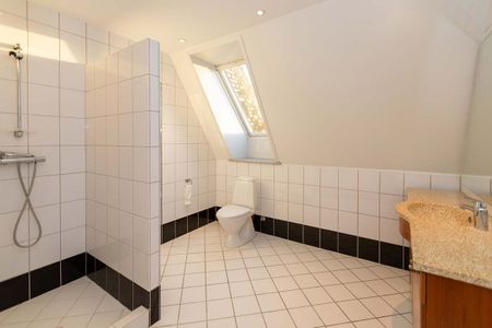 Rummelig lejlighed med altan i hjertet af Aalborg - Foto 3