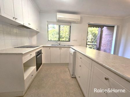 10/11 Austral Street, St Lucia, QLD 4067 - Photo 5