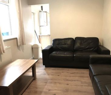5 bedroom terraced house to rent - Photo 1