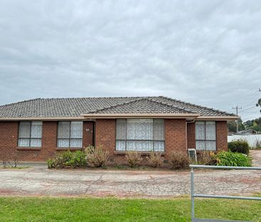 121 Bentinck Street, Wallan, Vic 3756 - Photo 2