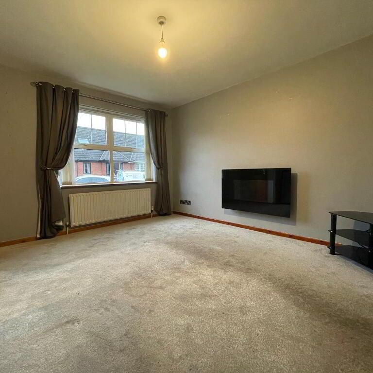 12a Walnut Avenue, Larne, BT40 2WA - Photo 1