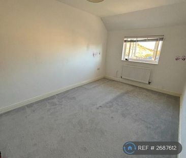 2 bedroom semi-detached house to rent - Photo 4