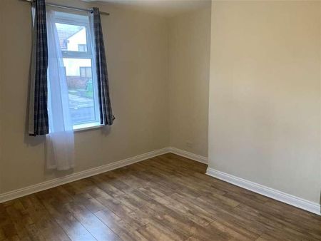 Blyth Street, Seaton Delaval, Whitley Bay, NE25 - Photo 2