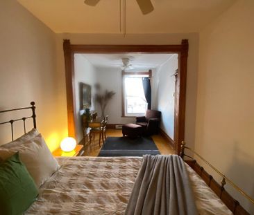 Superbe 3 ½ meublé tout inclus à louer – Ville-Émard (Sud-Ouest) - Photo 1