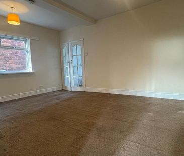 Kyle Avenue - Photo 2