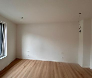 Wunderschöne, helle, kernsanierte Wohnung mit 3 Zimmern - Photo 1