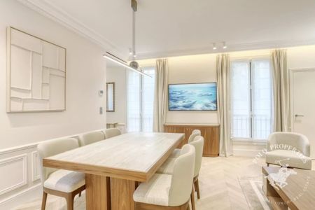 Appartement à louer à Paris 8Ème - Photo 3