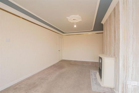 2 bedroom semi-detached bungalow to rent - Photo 3