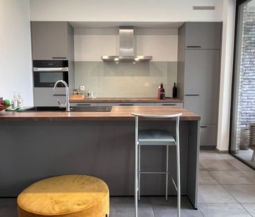 Recent appartement met 2 slaapkamers en terras. Gelegen in het cent... - Foto 3