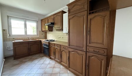 Appartement 3 pièces 70m2 REIMS 740 euros - Photo 4