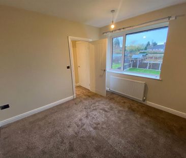 3 bedroom semi-detached house to rent - Photo 4