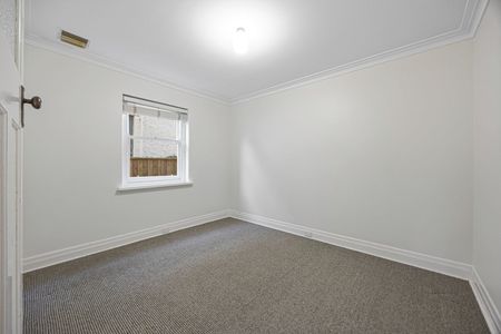 Charming Two-Storey Home Moments from Lake Wendouree - Photo 3