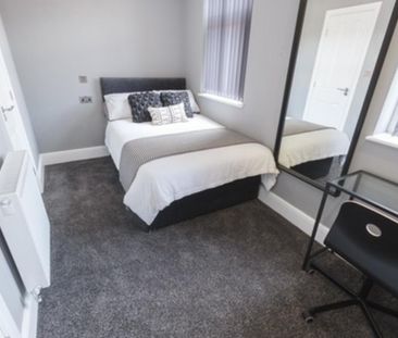 5 bedroom terraced house to rent - Photo 3