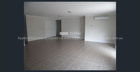 Modern 3 Bedroom Duplex with Study in Central Lakes - Photo 5