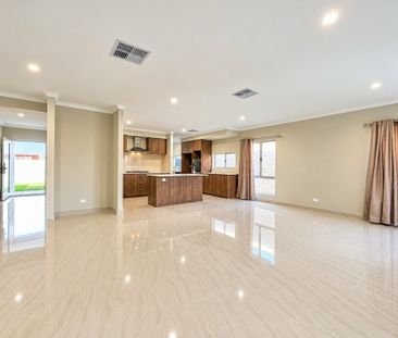Brand New Elegance in the Heart of Harrisdale - Photo 3