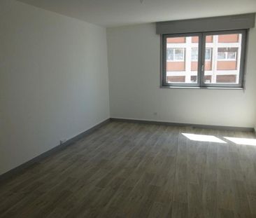 Location Appartement 1 pièce 30m² ST ETIENNE 42000 - Photo 1