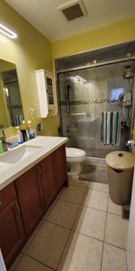 For Lease - 15 Newport Way Unit# 2/F, 2nd Room, Markham, Ontario - Photo 3
